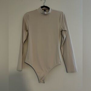 EXPRESS Body Contour Bodysuit w/ Cutout